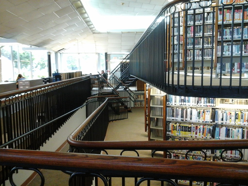 Wantagh NY Library Ramps and stairs lead to the circulatio… Flickr