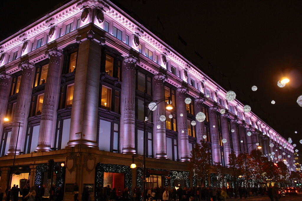Selfridges. Christmas lights. London. Selfridges. Christma… Flickr