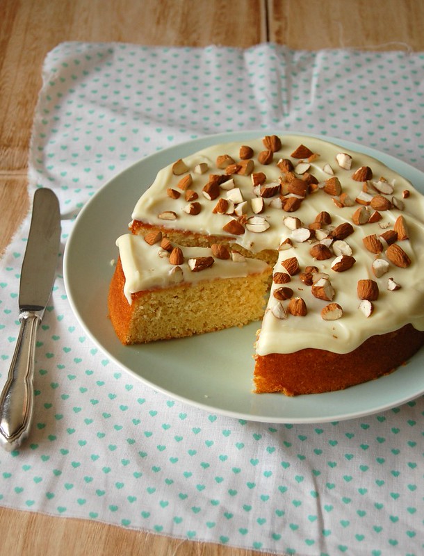 Technicolor Kitchen English version Yogurt, orange and almond cake