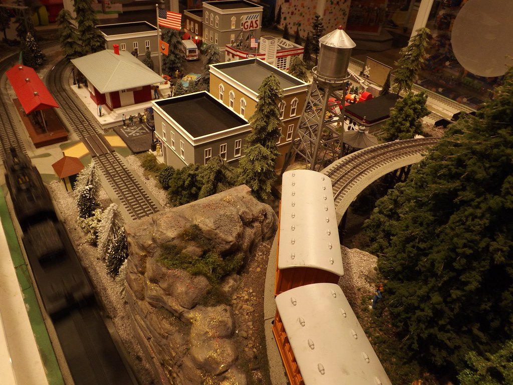 Model Lionel Trains, Model Village, FAO Schwarz Toy Store,… Flickr