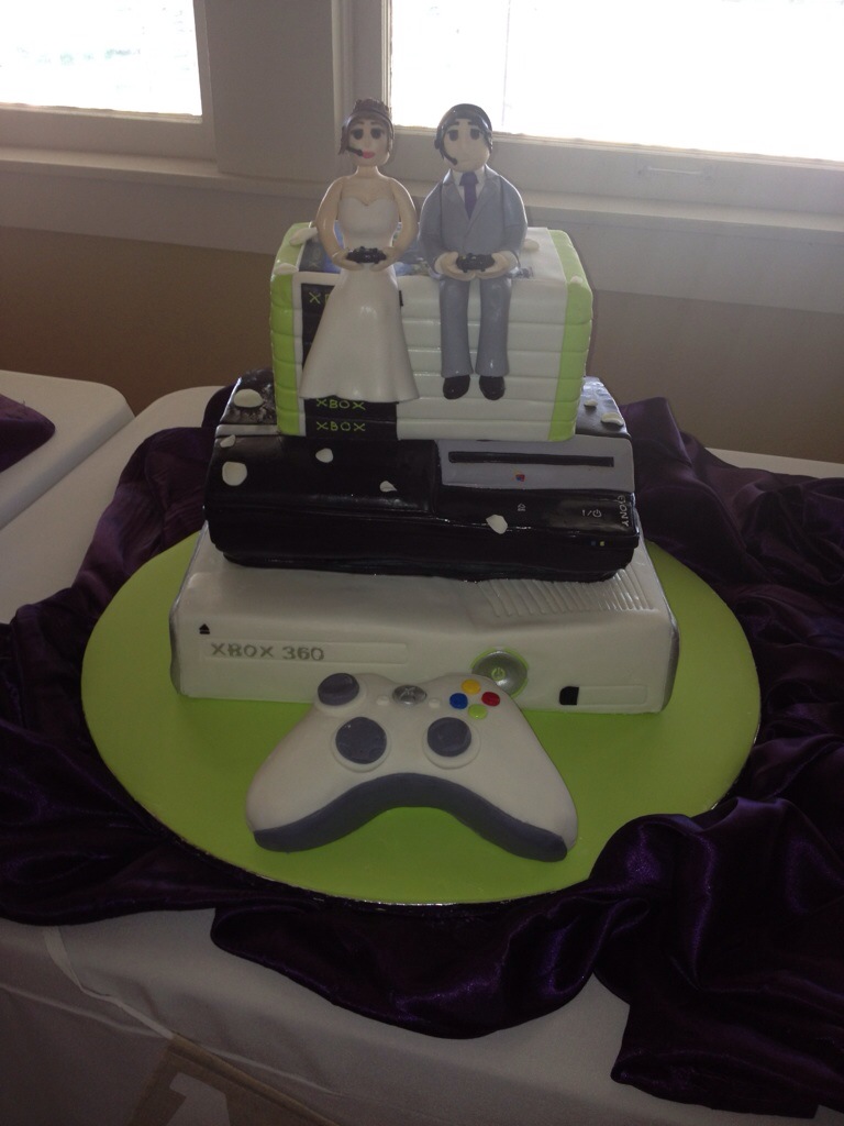 Xbox, Playstation Wedding Cake Xbox, Playstation Wedding