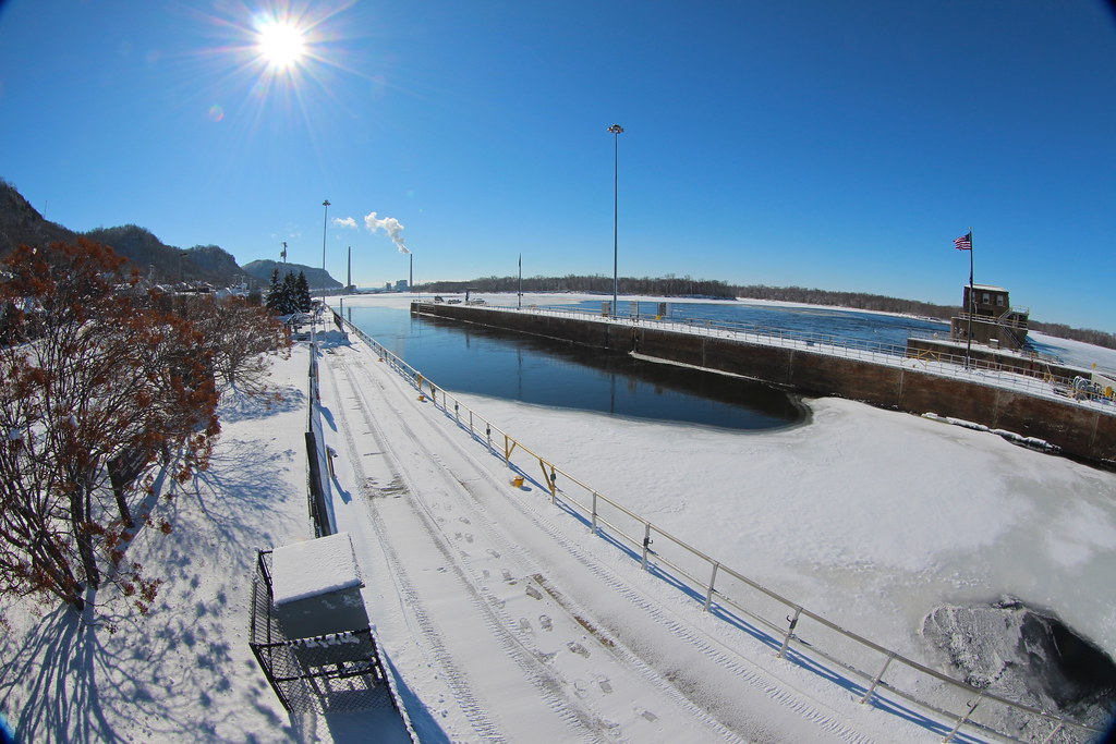 Mississippi River Lock & Dam 4, Alma WI Looking downstrea… Flickr