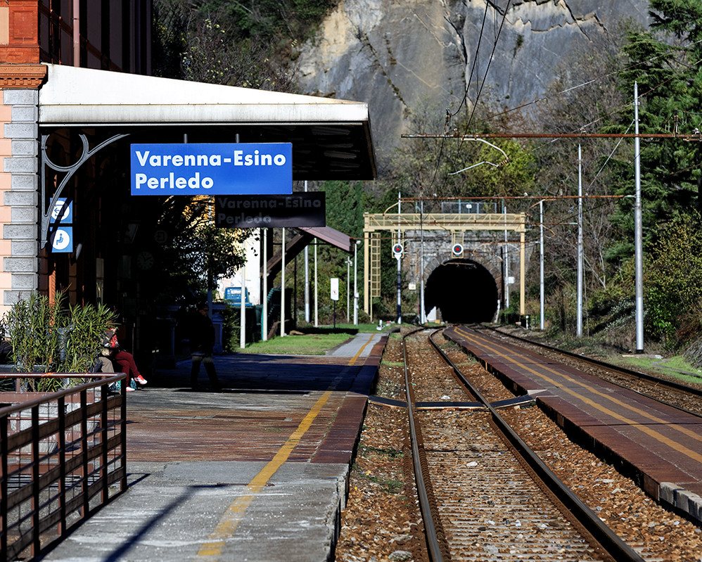 VarennaEsino Railway Station Leon Salcedo Flickr