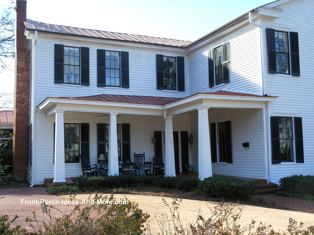 LShaped Front Porch Uniquely designed Lshaped front porcâ€¦ Flickr