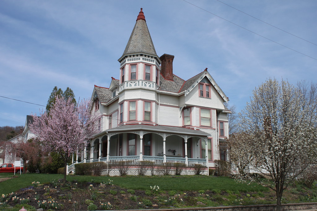 Victorian, Evans City, PA Joseph Flickr