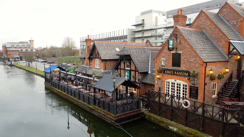 King's Ransom, Bridgewater Canal, Sale, Greater Manchester… Flickr