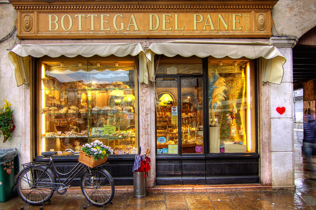 Bottega del pane Storefront in Bassano del Grappa. Flickr