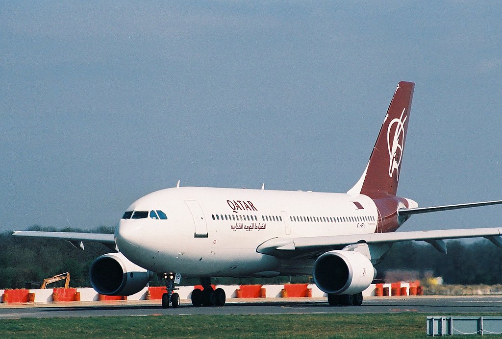 Qatar Airways A310222 A7ABB Gatwick 9.4.1995 Alex Rankin Flickr