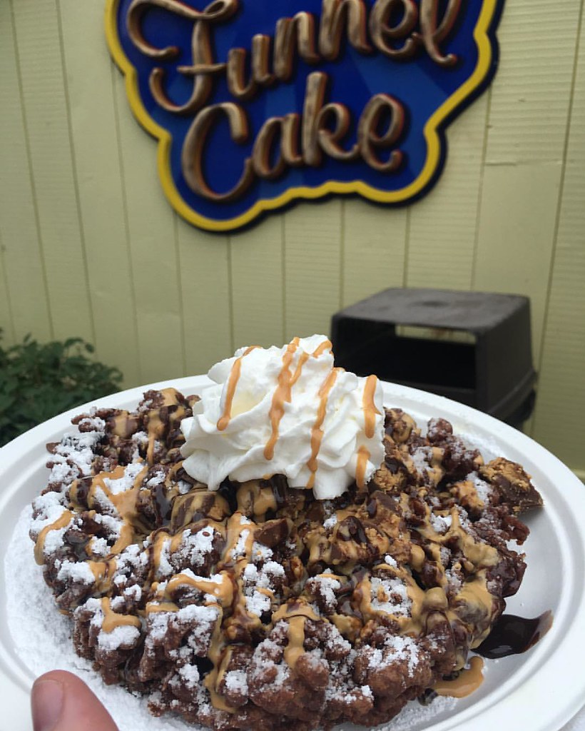 Reese's peanut butter cup chocolate funnel cake Tom Simpson Flickr