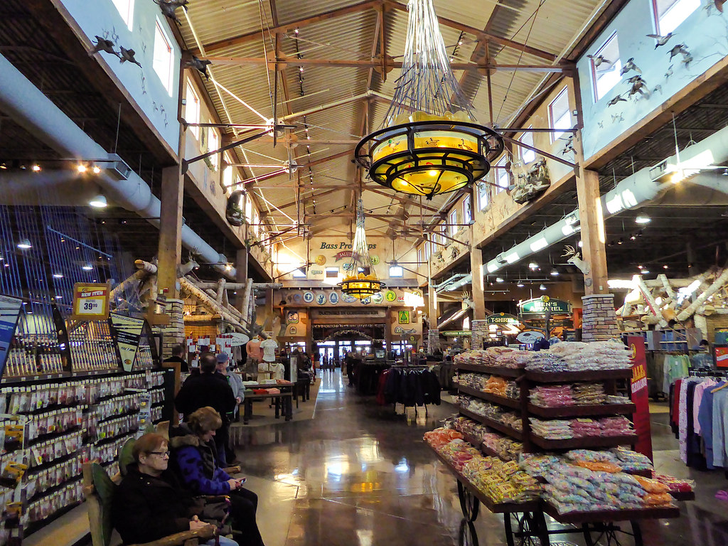 Bass Pro Shops Interior This was my first time in a Bass P… Flickr