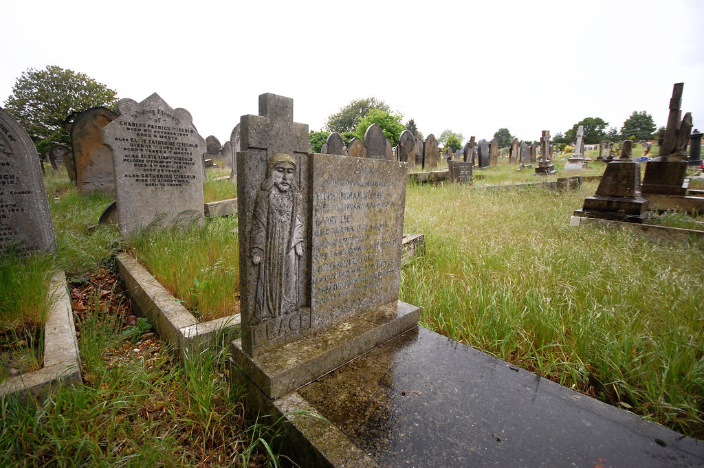 l037 St. Patrick's Catholic Cemetery, Leytonstone. The plo… Flickr