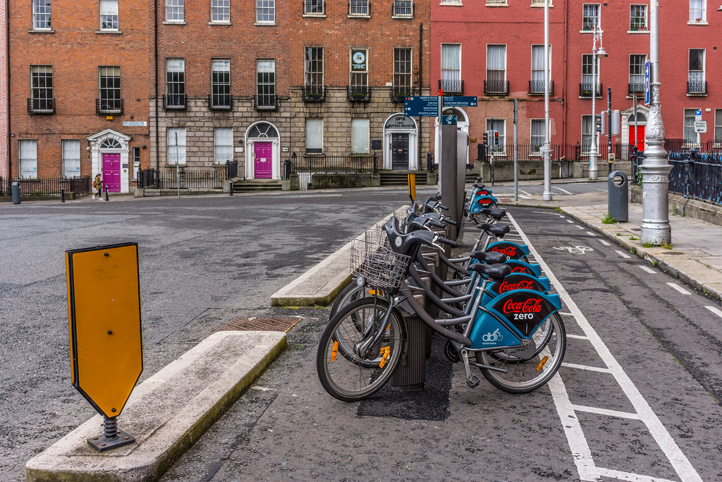 DUBLIN BIKE STATION No.30 NORTH PARNELL SQUARE