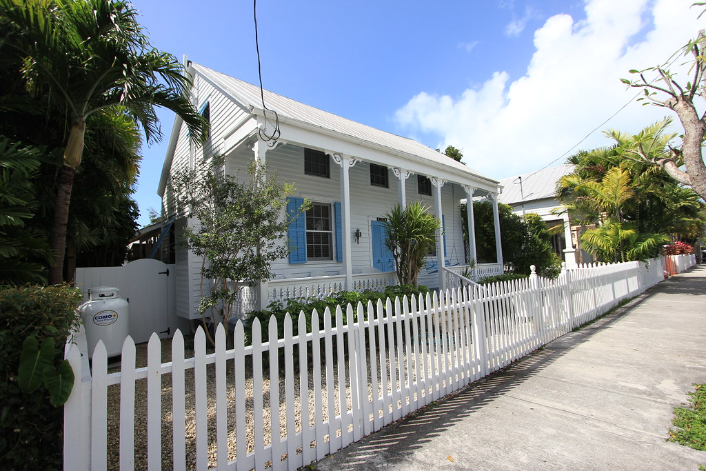 614 Grinnell Street, Key West Classic Eyebrow House