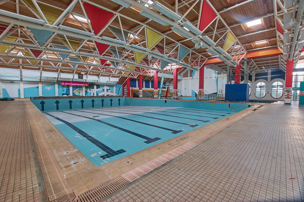 Temple Cowley Swimming Pool, Oxford, England August 2016