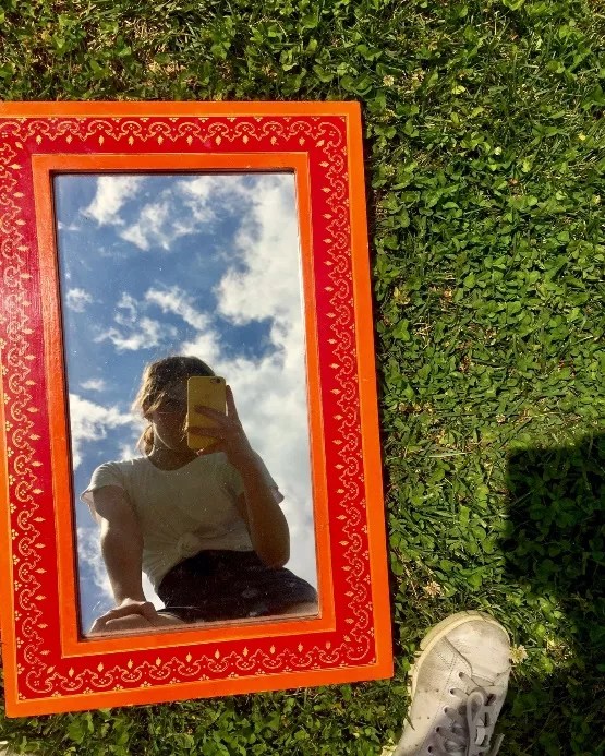 Tutorial On Mirror Selfies With Best 10 Tipsundefined