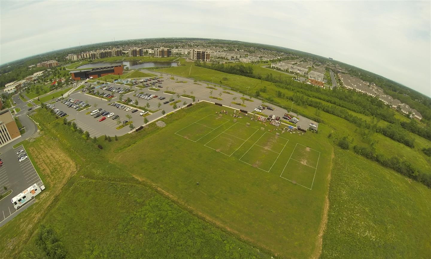 Exposition et vols de démonstration à la fête du Canada à Bouchervillle Club de vol à voile de