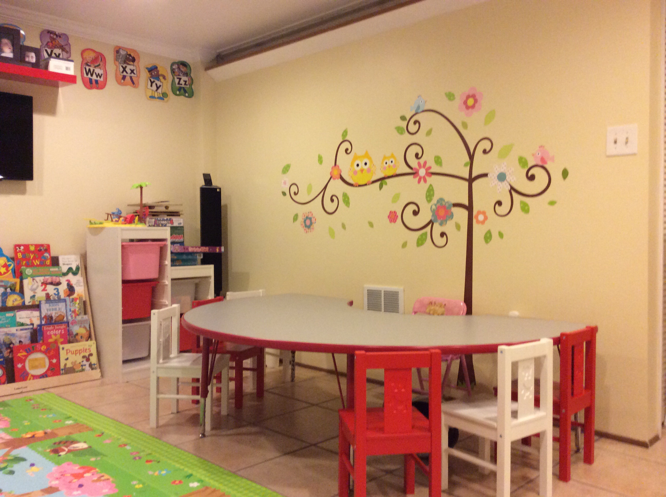 Little Explorers Bilingual Daycare, Burke CareLuLu