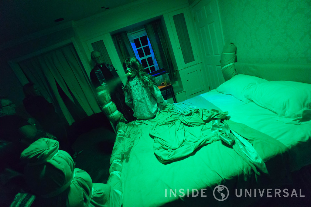 The Exorcist (2016) Halloween Horror Nights at Universal Studios