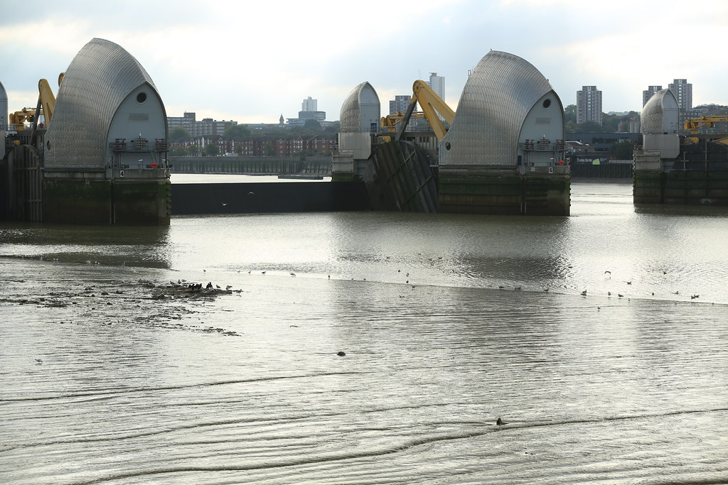 dyvroeth Turning base metals into Gold in Silvertown