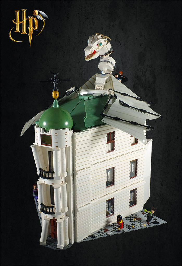 Harry Potter and the Escape from Gringotts in LEGO The Brothers Brick The Brothers Brick