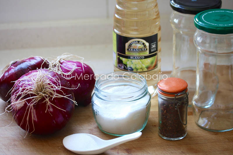 Cómo encurtir cebollas moradas en vinagre paso a paso Mercado Calabajío