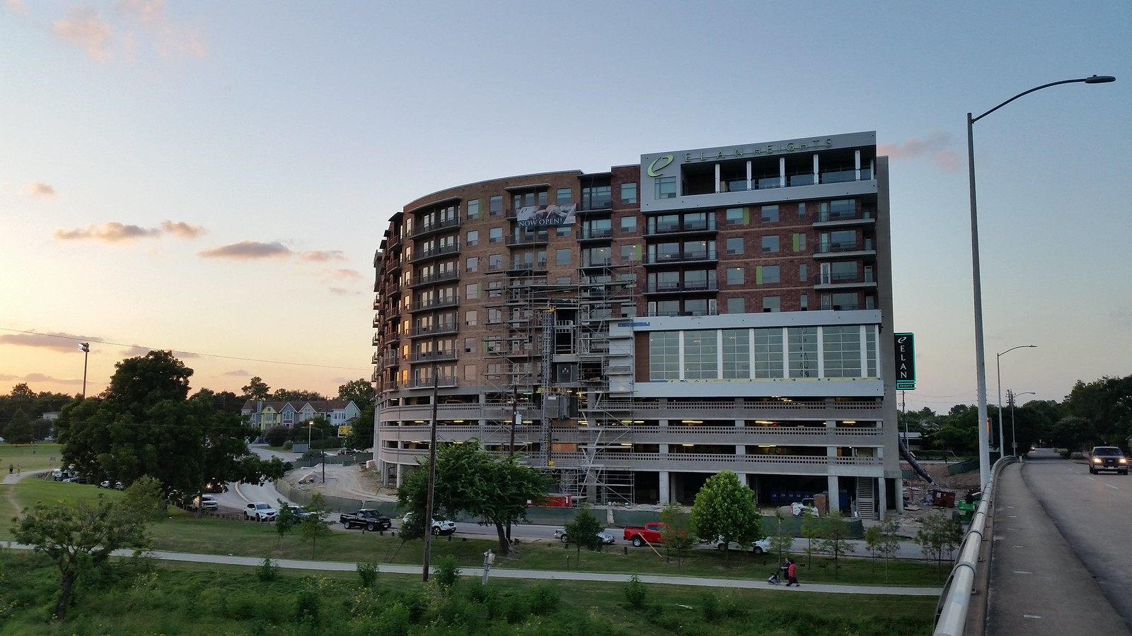 HOUSTON Elan Heights 133 FT / 41 M 11 FLOORS SkyscraperPage Forum