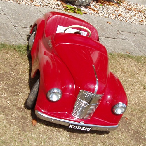 Austin J40 pedal car Goodwood Road Racing Club (GRRC) car … Flickr