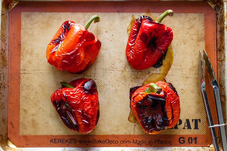 HOW TO ROAST RED PEPPERS (OR ANY PEPPER REALLY!) THE SIMPLE VEGANISTA