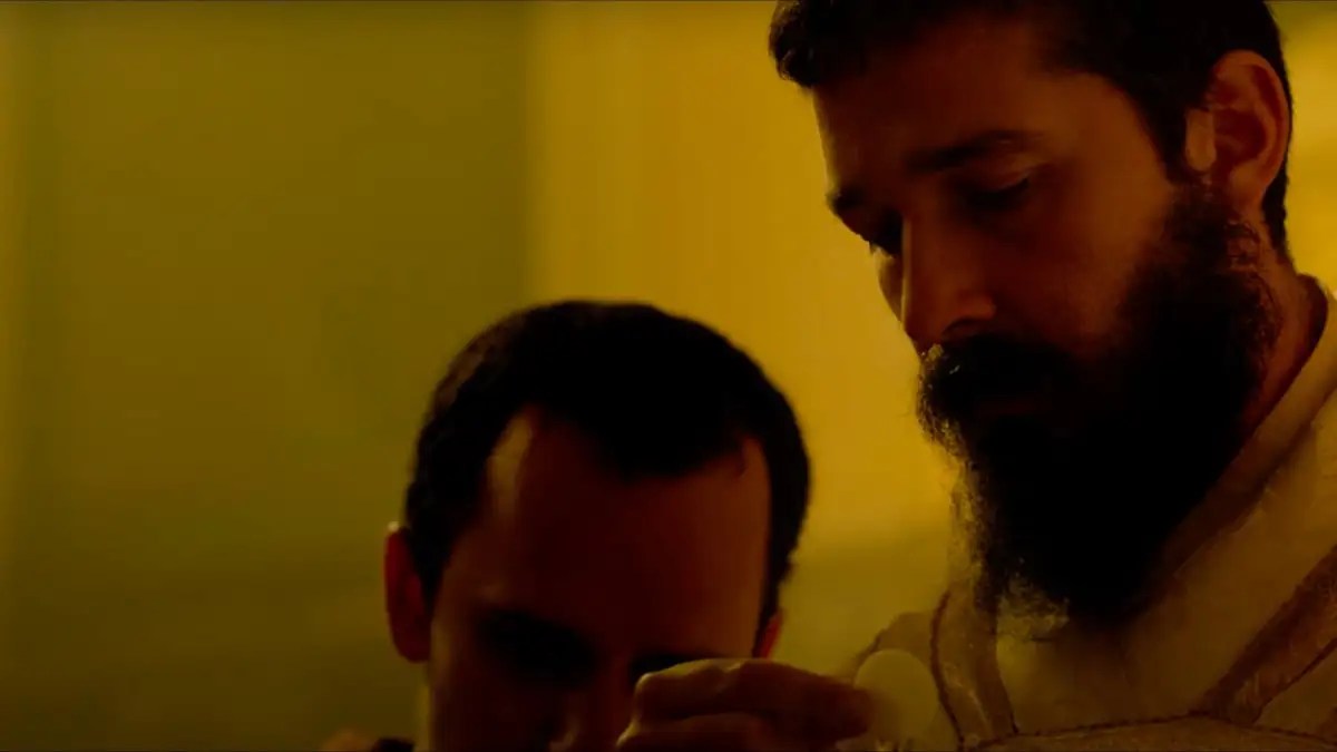 Trailer Shia LaBeouf é o Padre Pio no novo filme de Abel Ferrara