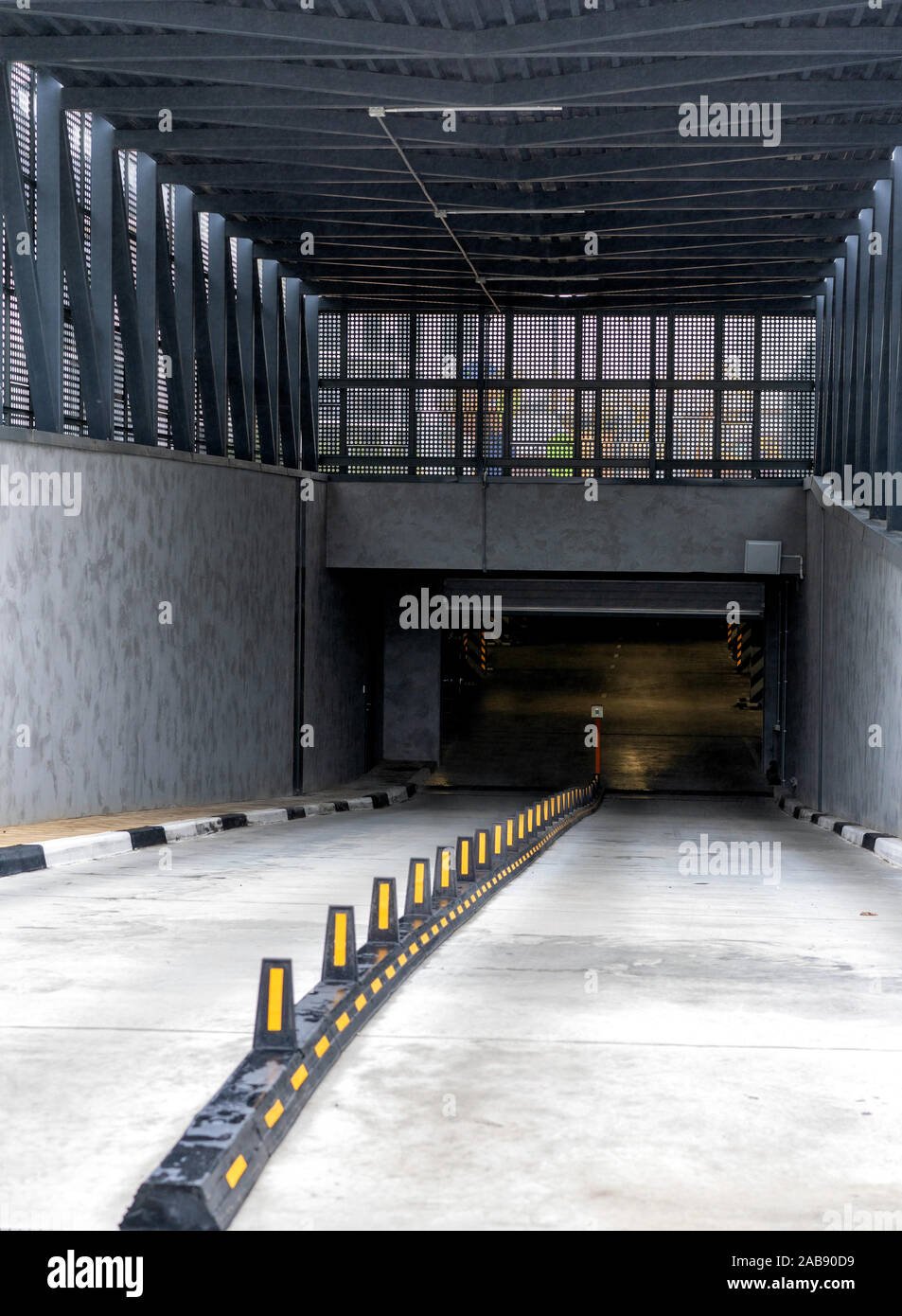 Underground Parking Signs High Resolution Stock Photography and Images