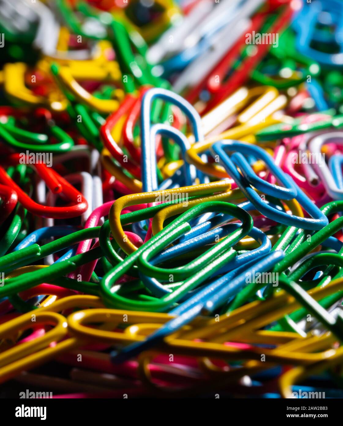 Yellow paper clip hires stock photography and images Alamy