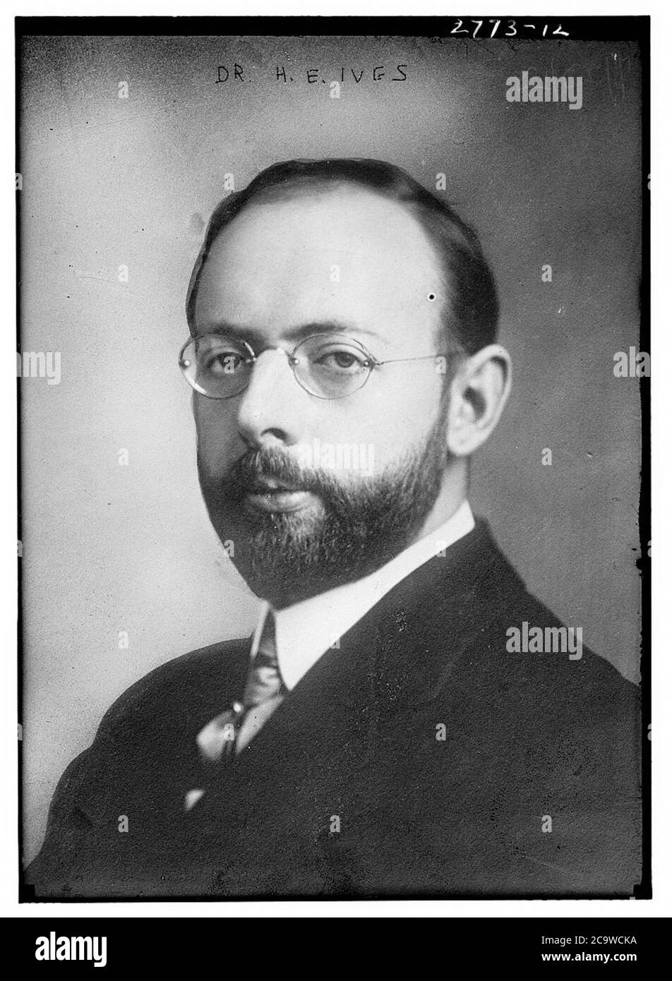 Black and white ives Cut Out Stock Images & Pictures Alamy