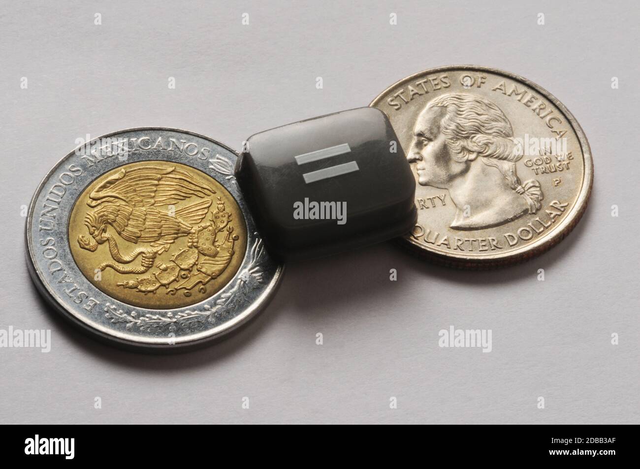 Mexican peso and the US dollar Stock Photo Alamy