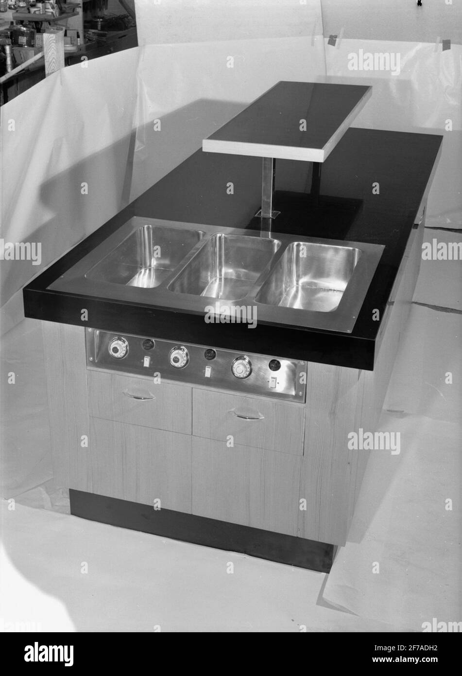 Cooling bench. >> Stock Photo Alamy