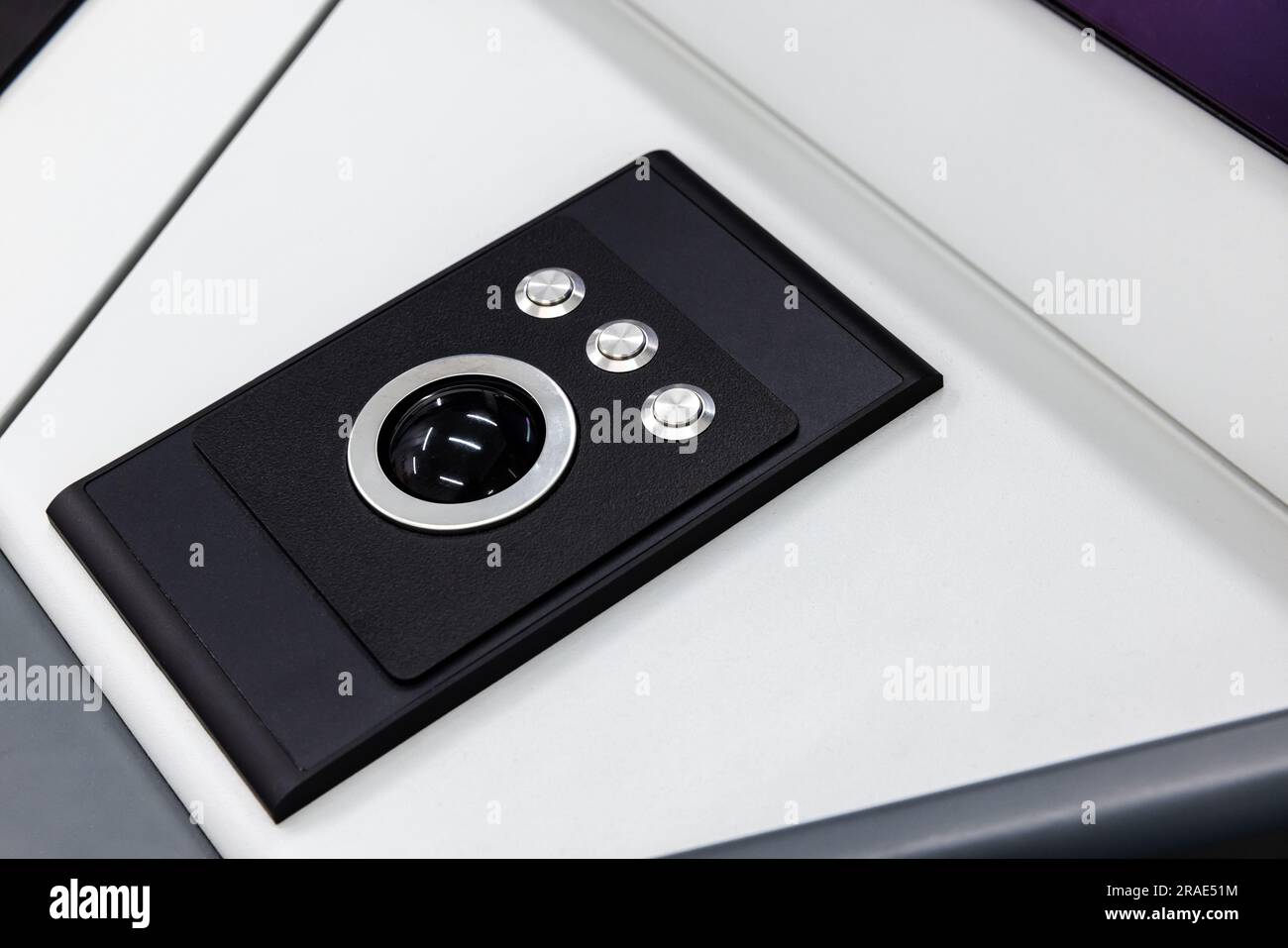 Builtin tabletop input device, trackball mouse is a pointing device