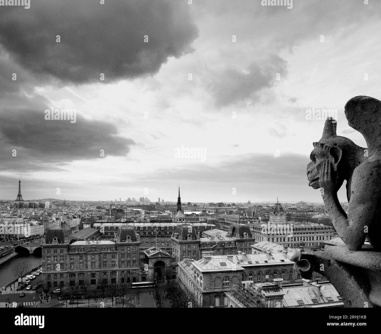 Chimera overlooking Paris Stock Photo Alamy