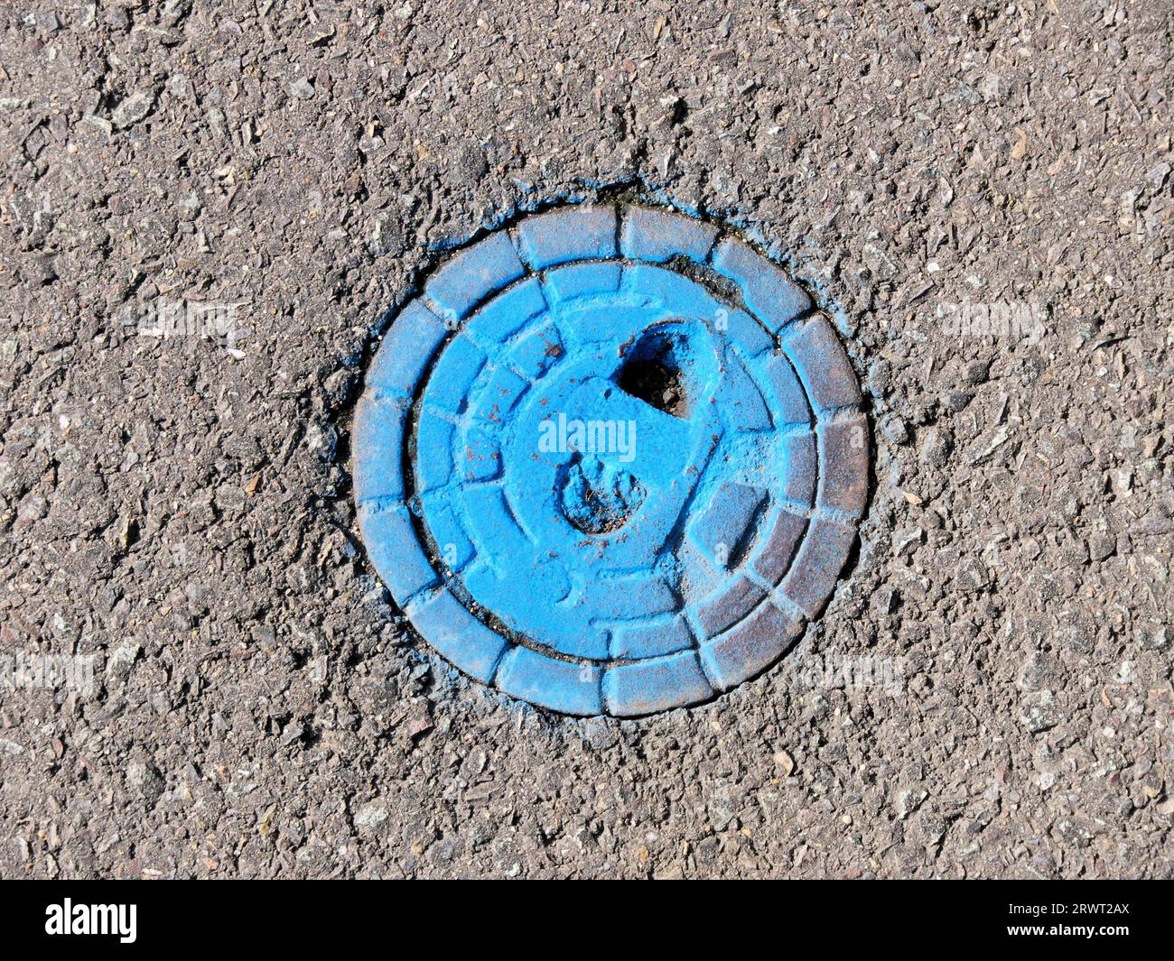 Blue underground hydrant Stock Photo Alamy