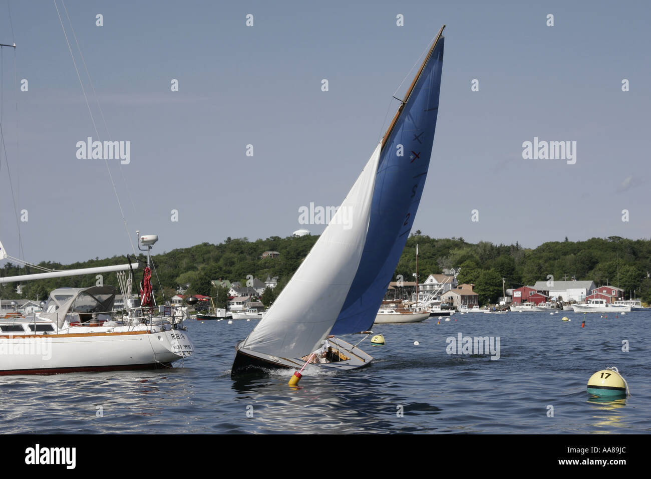 Close hauled under sail hires stock photography and images Alamy