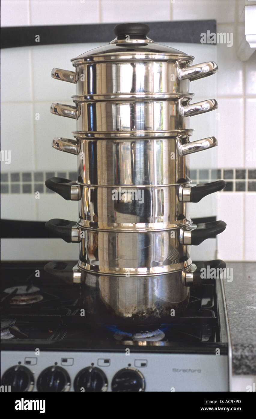 Gas steamer hires stock photography and images Alamy