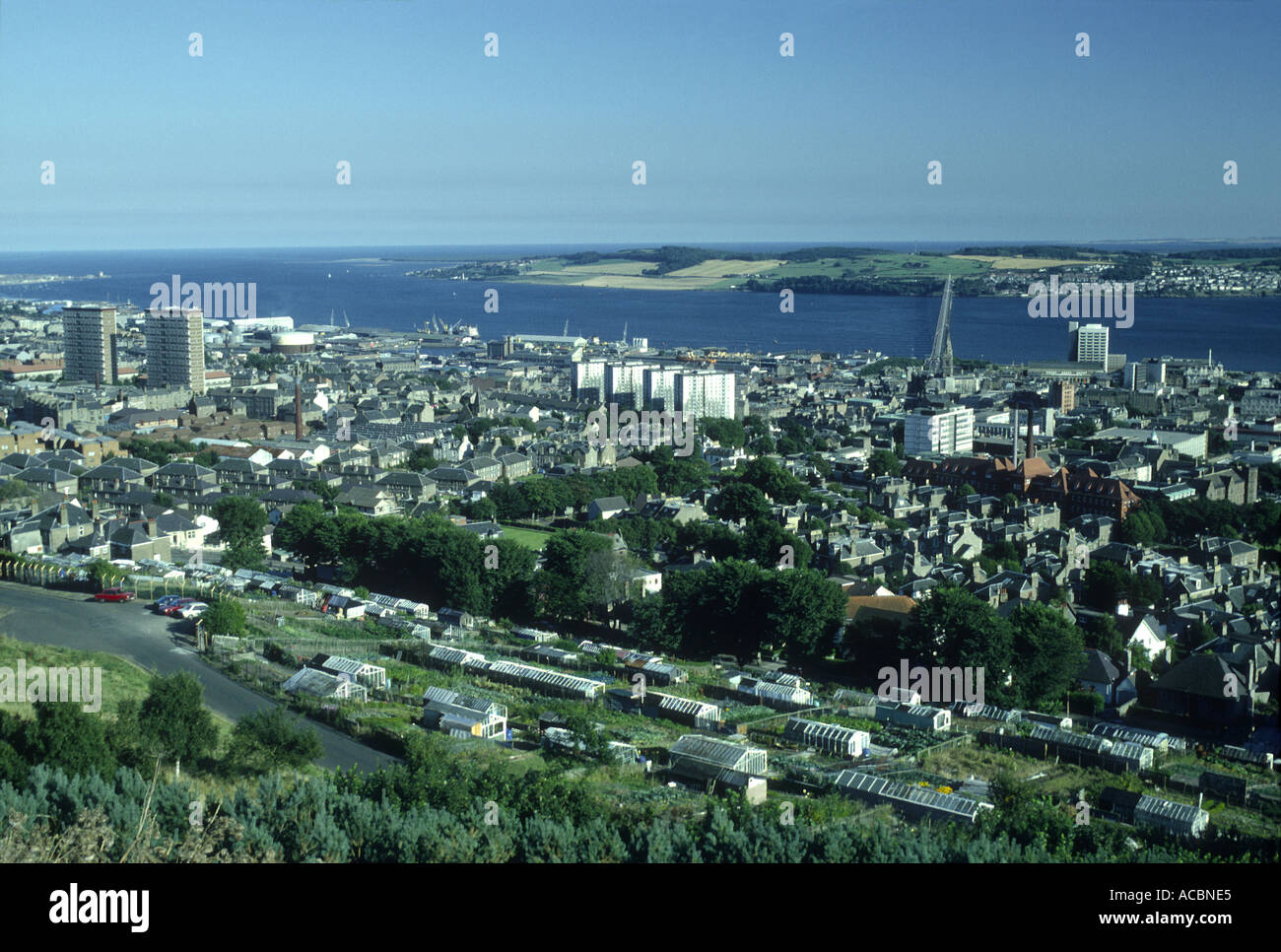 Dundee housing hires stock photography and images Alamy