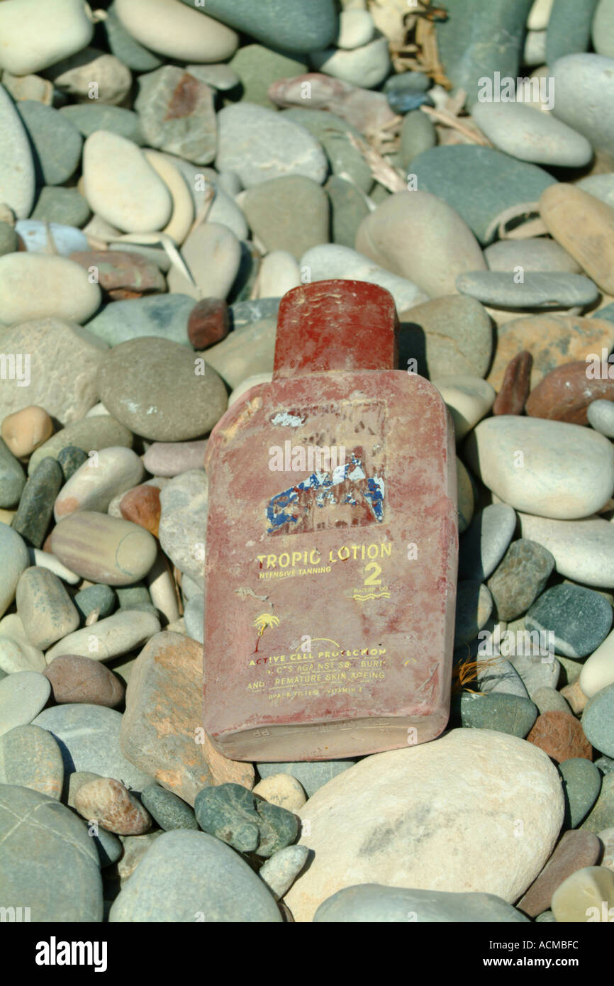 sun tan lotion Stock Photo Alamy