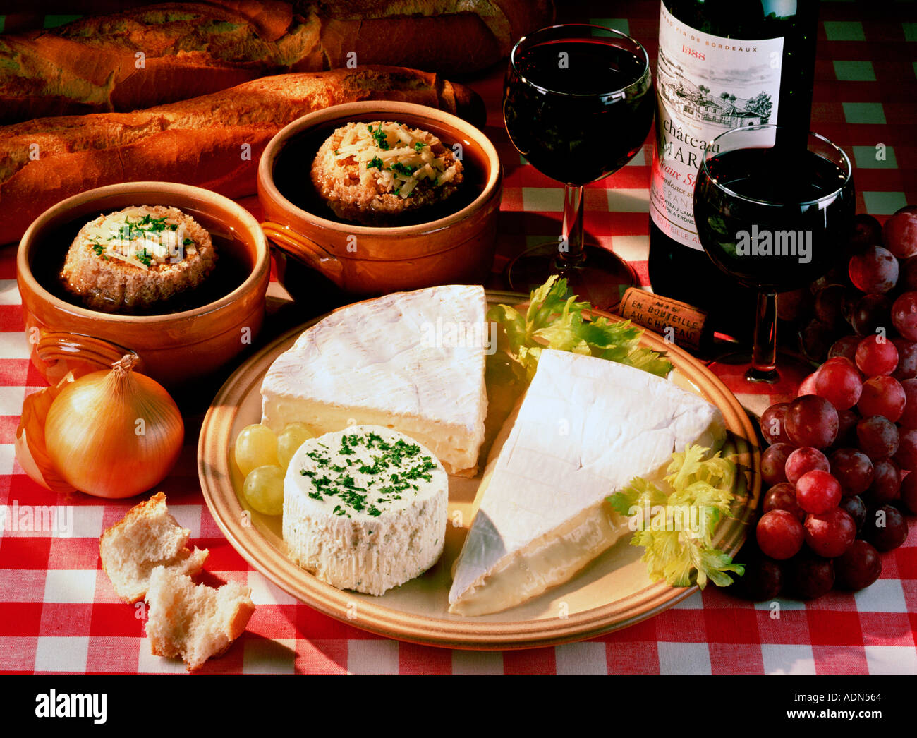 FRENCH TABLE SETTING Stock Photo Alamy