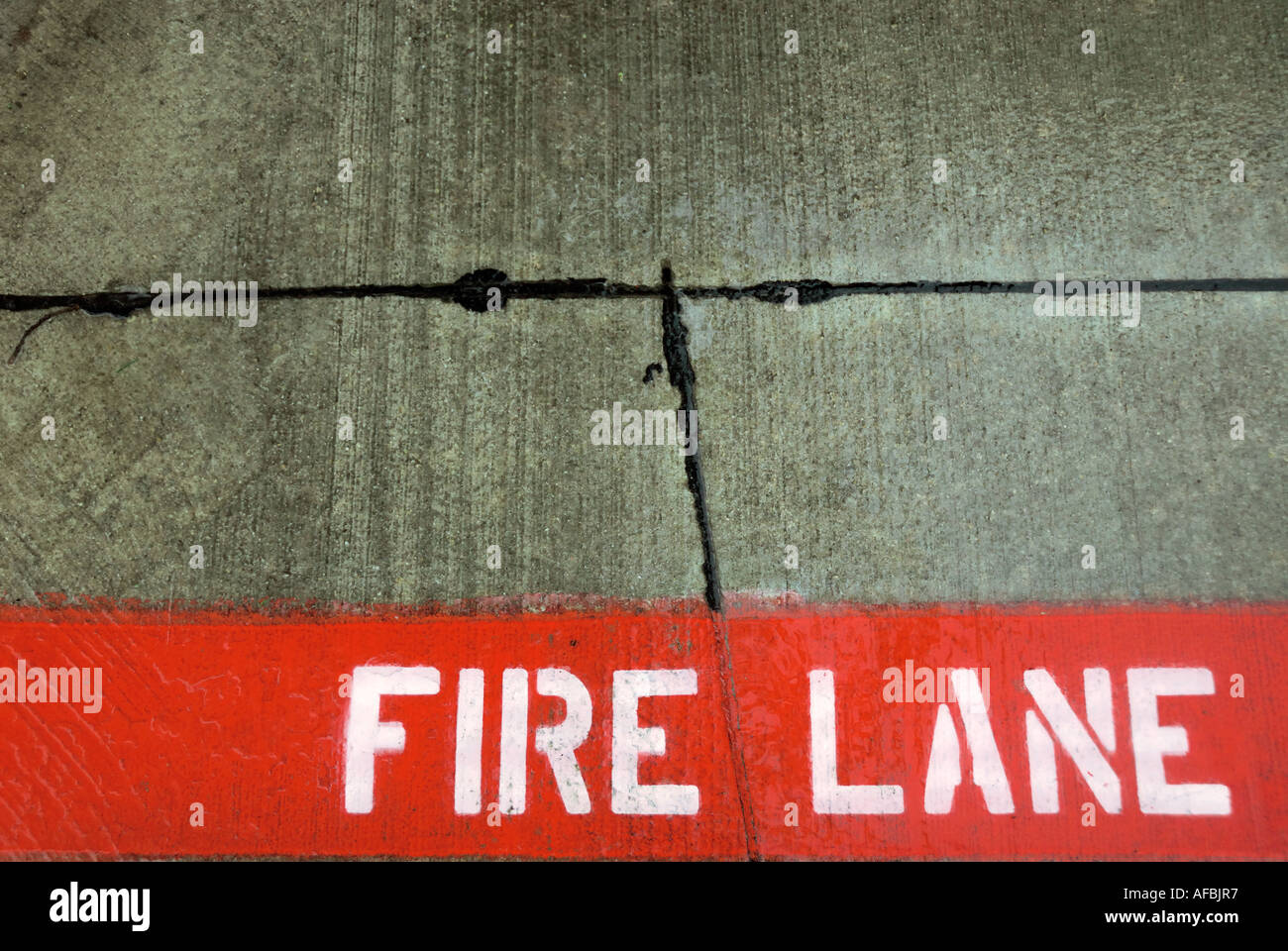 Fire lane hires stock photography and images Alamy