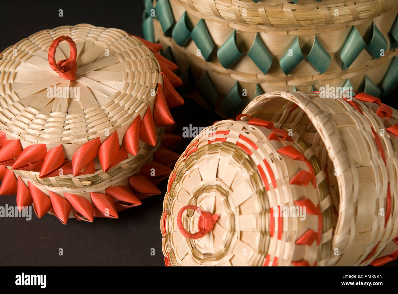 Native american baskets hires stock photography and images Alamy