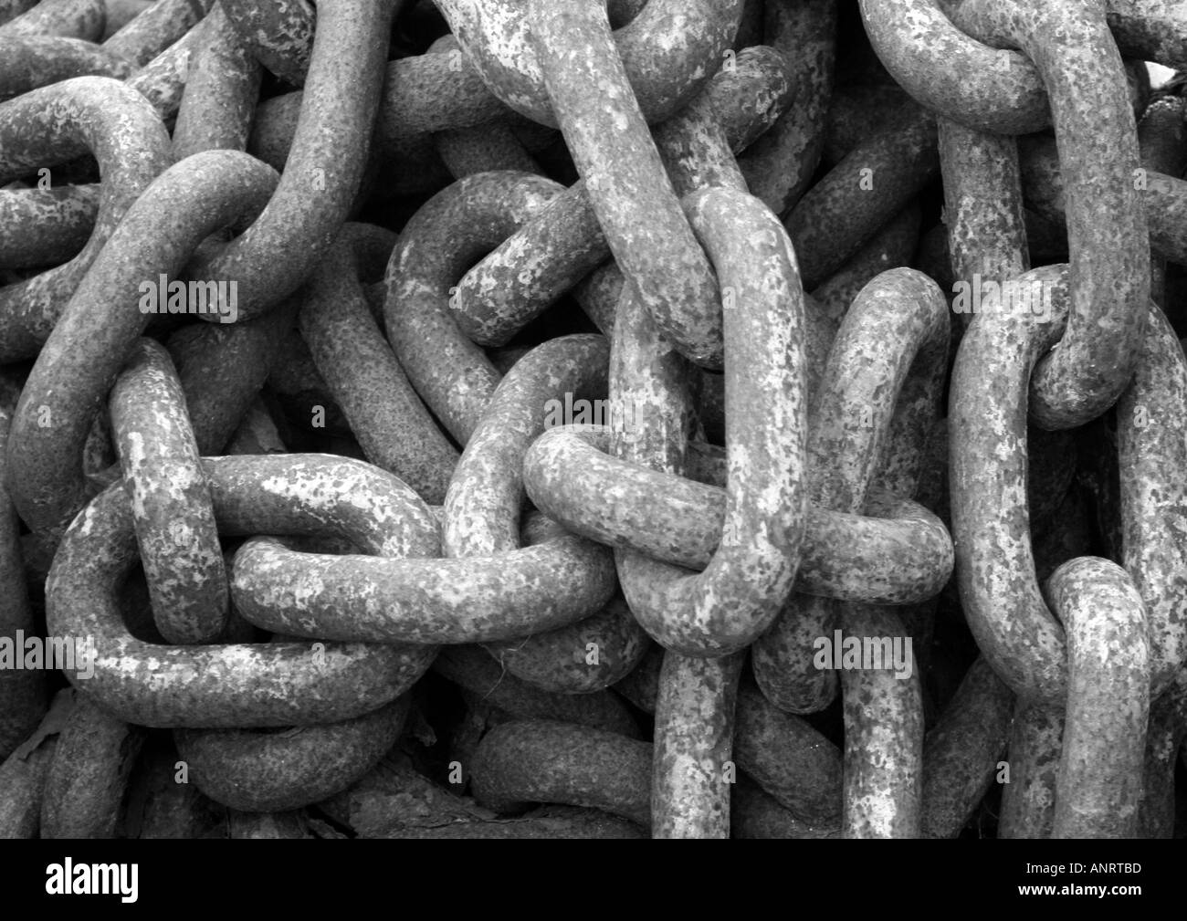 Ship chains large Black and White Stock Photos & Images Alamy