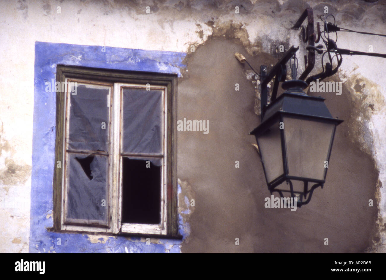 Cement rendering around window frame Stock Photo Alamy