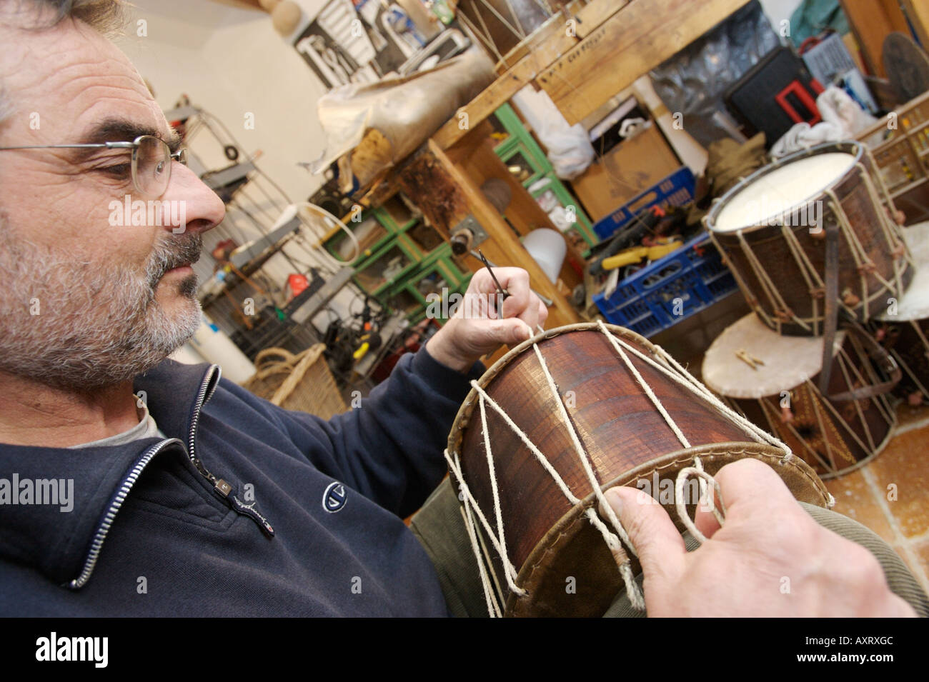 Traditional drum maker Stock Photo Alamy