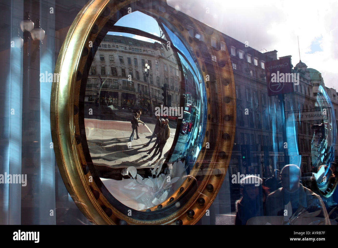 Convex mirror shop hires stock photography and images Alamy