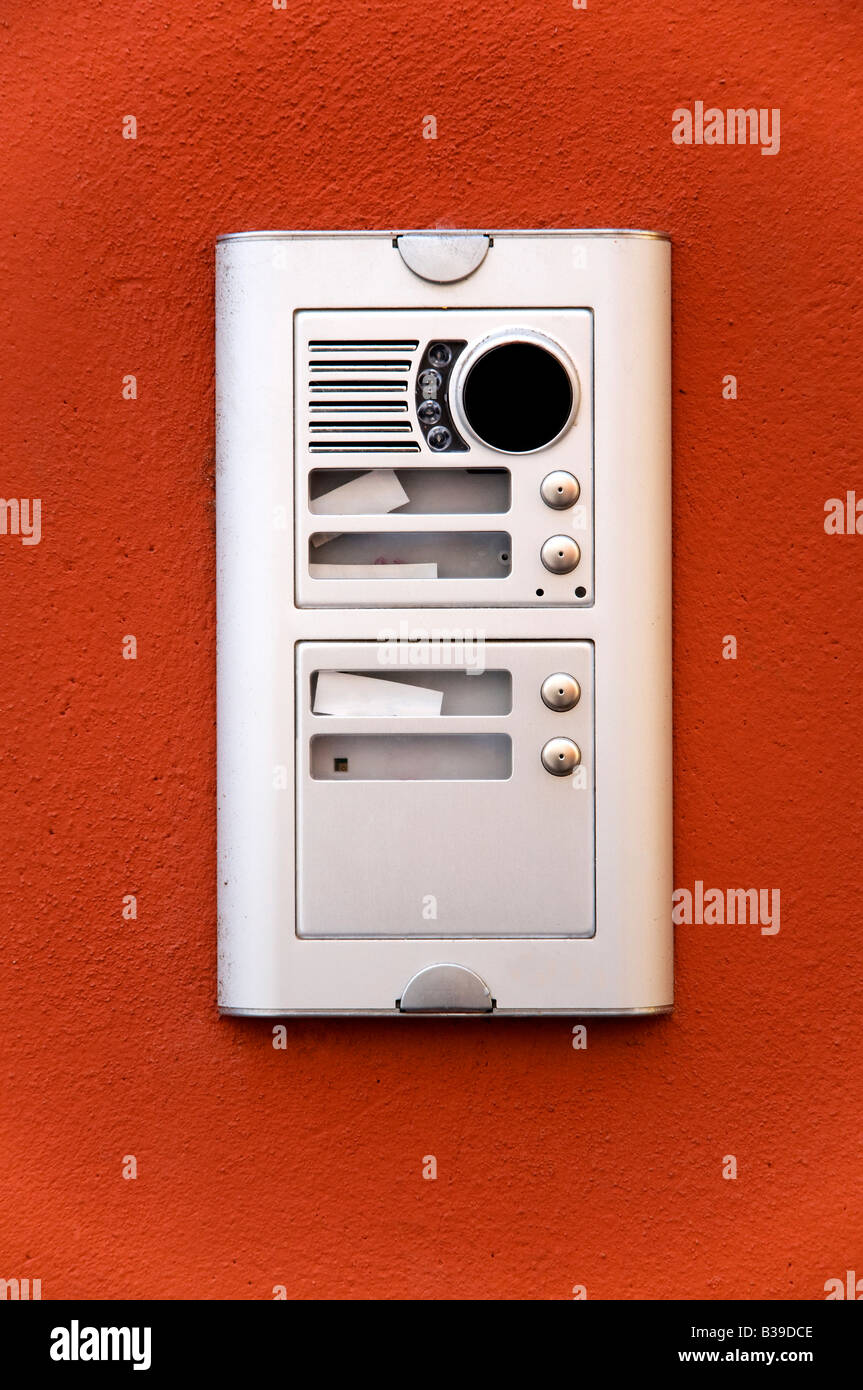 Entry buzzer hires stock photography and images Alamy