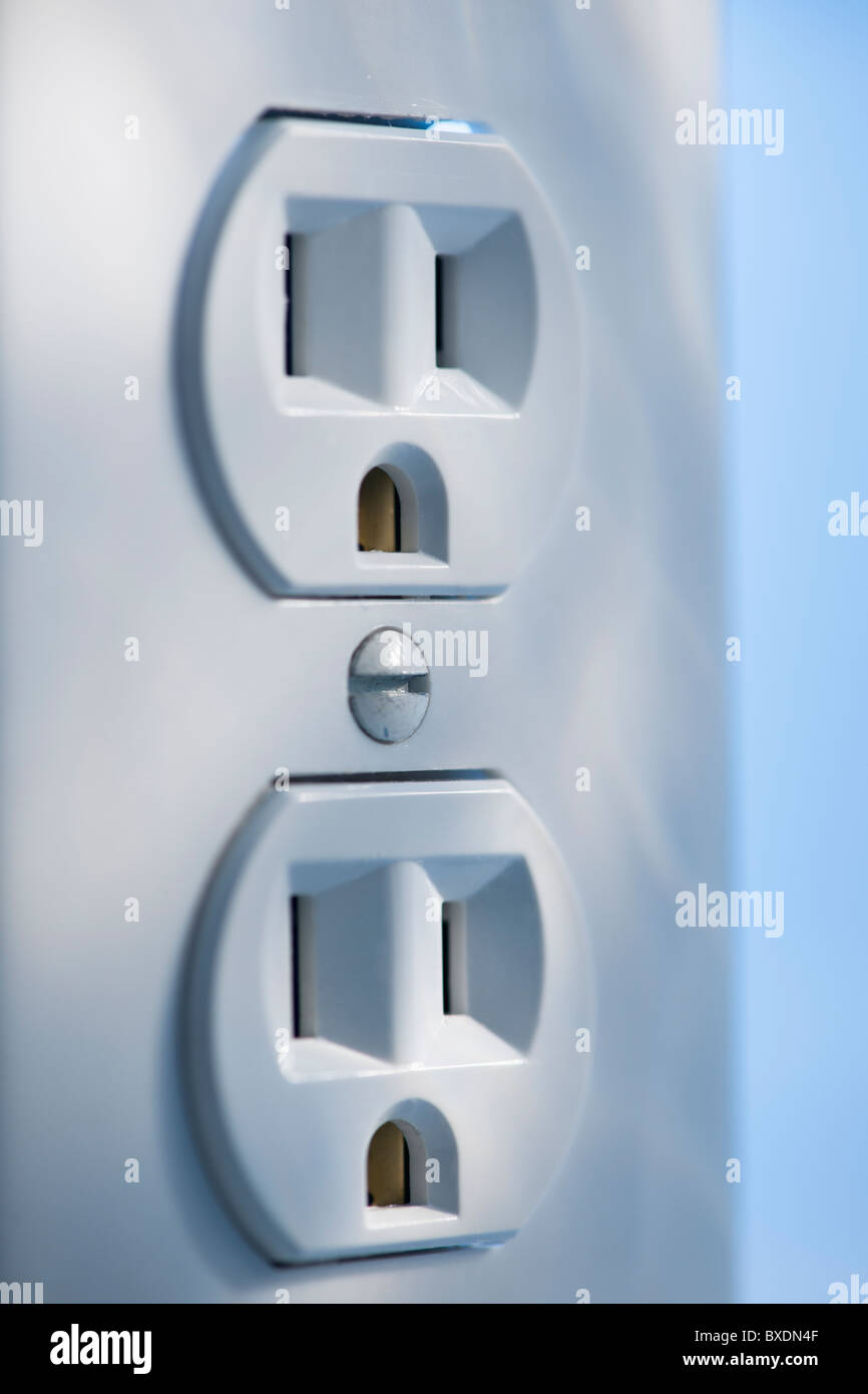Electrical receptacles hires stock photography and images Alamy